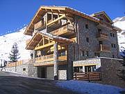 Ski Lodge Aigle at Independent Ski Links