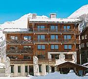 Chalet Hotel Ducs De Savoie at Independent Ski Links