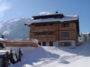 Chalet Belle at Independent Ski Links