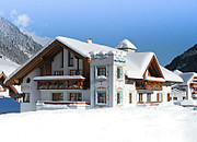 Chalet Belmonte at Independent Ski Links