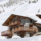 Chalet La Couchire at Independent Ski Links