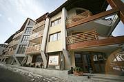 Nest Apartments at Independent Ski Links