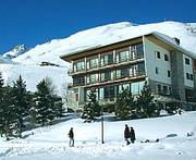 Chalet La Grande Motte at Independent Ski Links