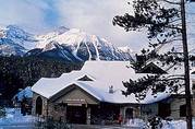 Lake Louise Inn at Independent Ski Links