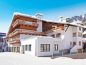 Chalet Pepi Gabl at Independent Ski Links