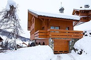 Chalet Quatre Merle at Independent Ski Links